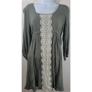 Flying Tomato Green Lace Bodice Tunic Top Medium Lightweight Soft Stretch Flowy